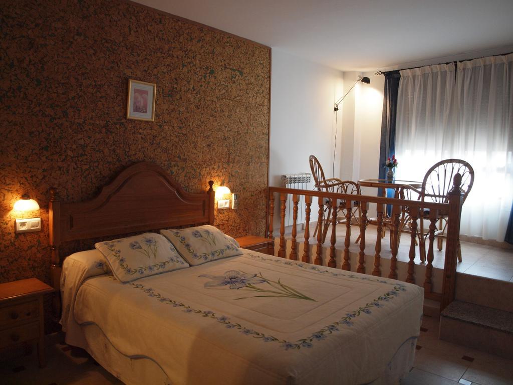 Hostal Yuste Garganta la Olla Exterior foto